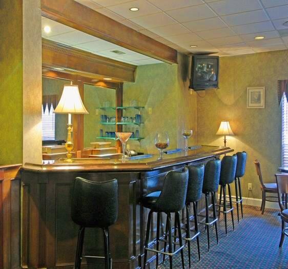 Rime Garden Inn & Suites Irondale Restoran gambar